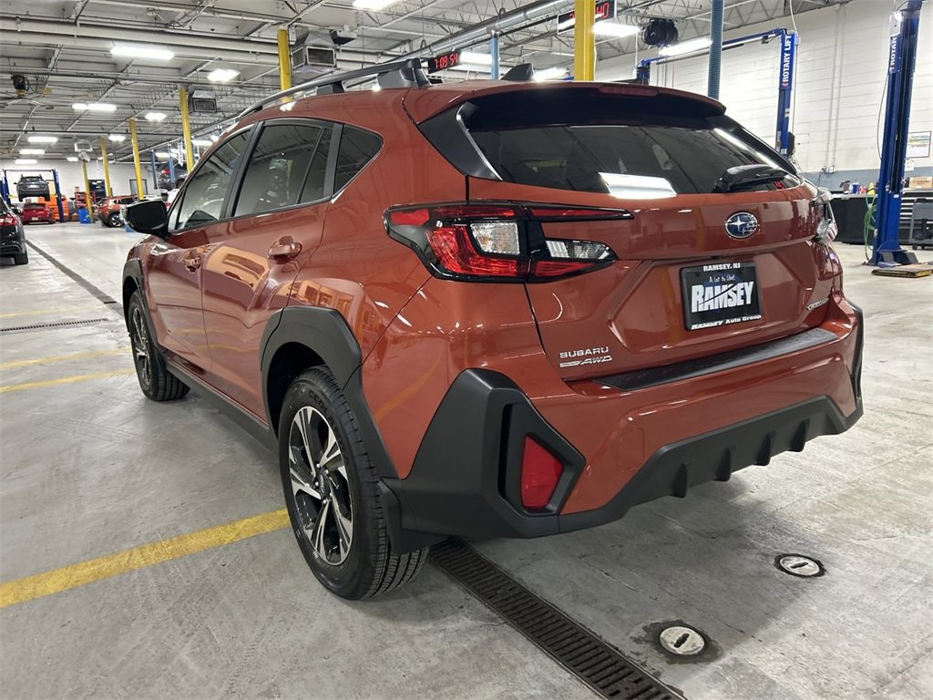 Certified 2025 Subaru Crosstrek 2.0i Premium image 6