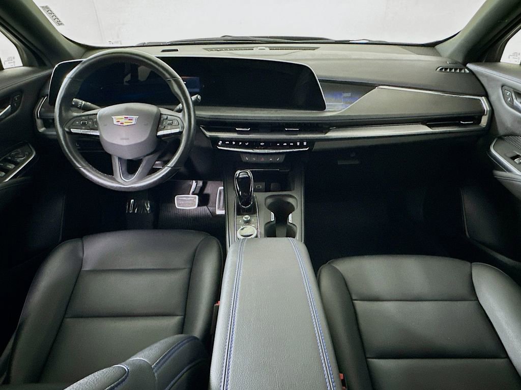 Used 2024 Cadillac XT4 Sport image 16