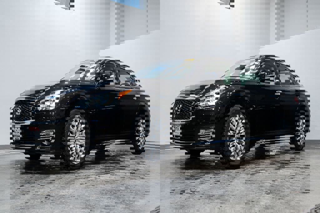 Used 2015 INFINITI Q70 L 3.7 image 3