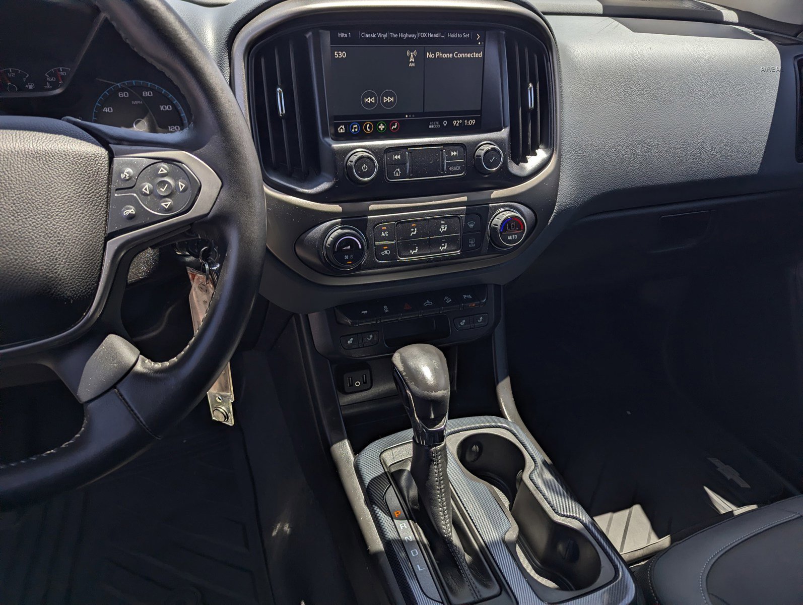 Used 2022 Chevrolet Colorado Z71 AWD/4WD image 10