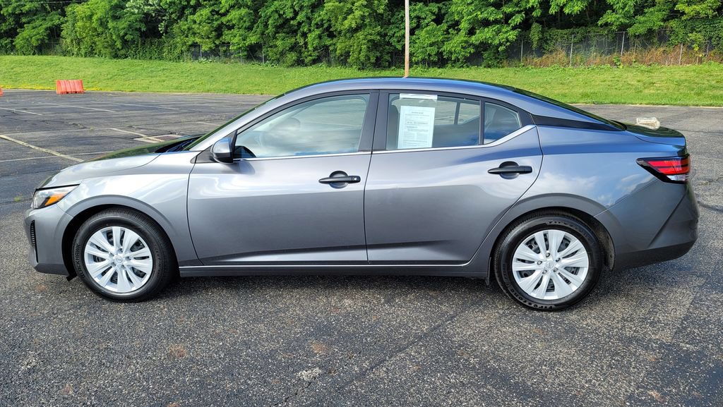 Used 2025 Nissan Sentra S FWD image 7