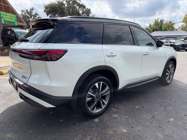 Used 2023 INFINITI QX60 Luxe w/ Performance Audio Package FWD image 5