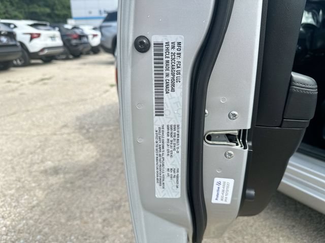Used 2023 Chrysler 300 Touring w/ Sport Appearance Package RWD image 36
