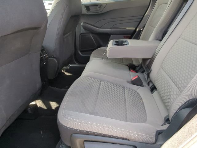 Used 2022 Ford Escape SE w/ SE Sport Appearance Package image 21