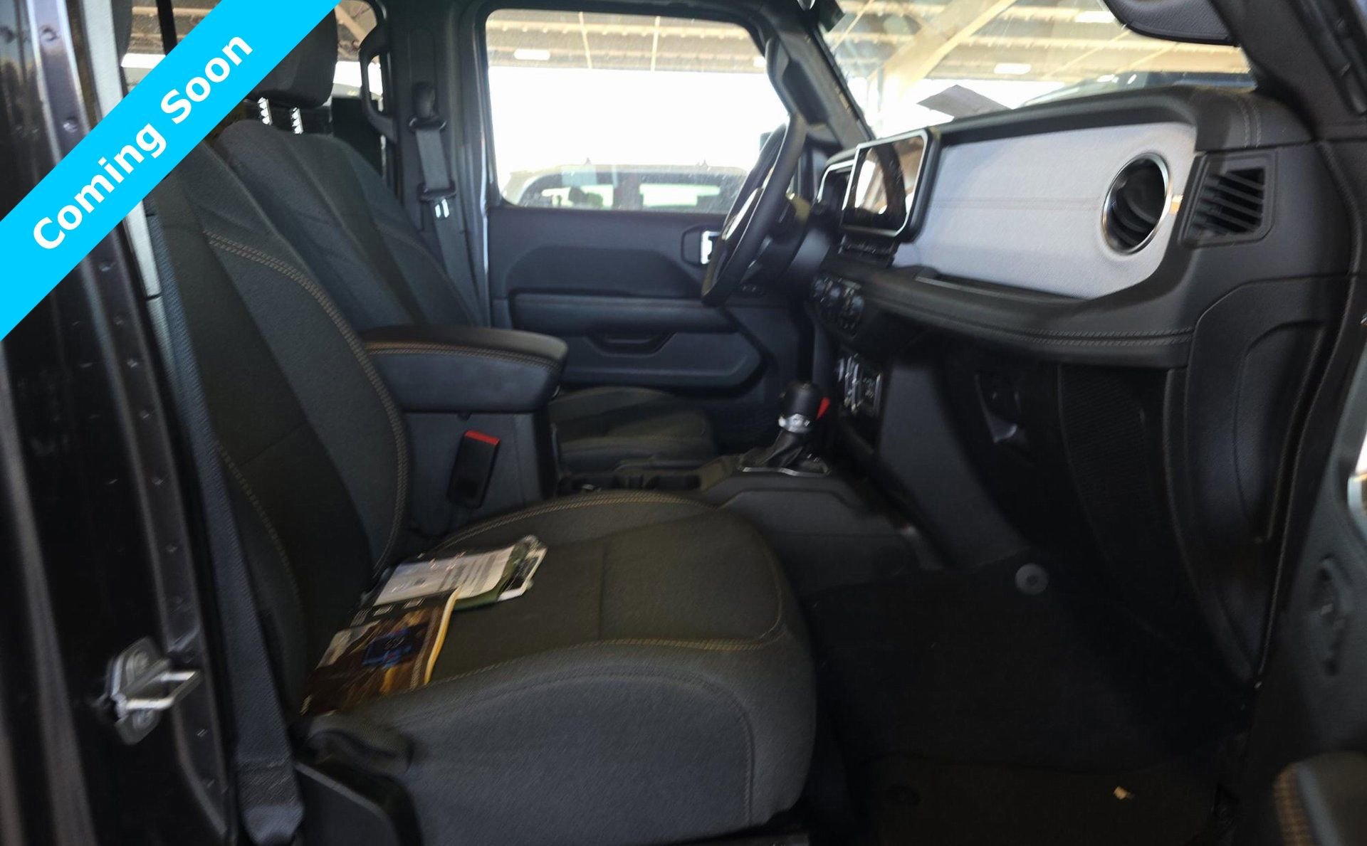 Used 2025 Jeep Wrangler Sahara 4xe w/ Safety Group image 11