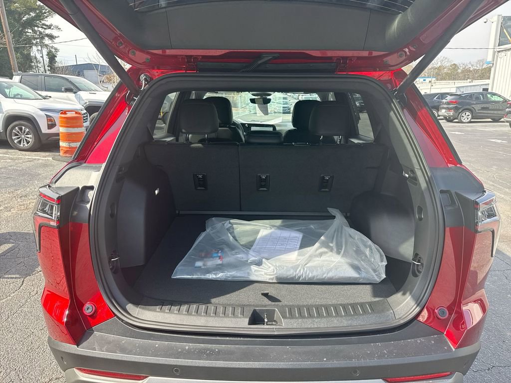 New 2026 Chevrolet Equinox LT w/ Convenience Package II FWD image 34
