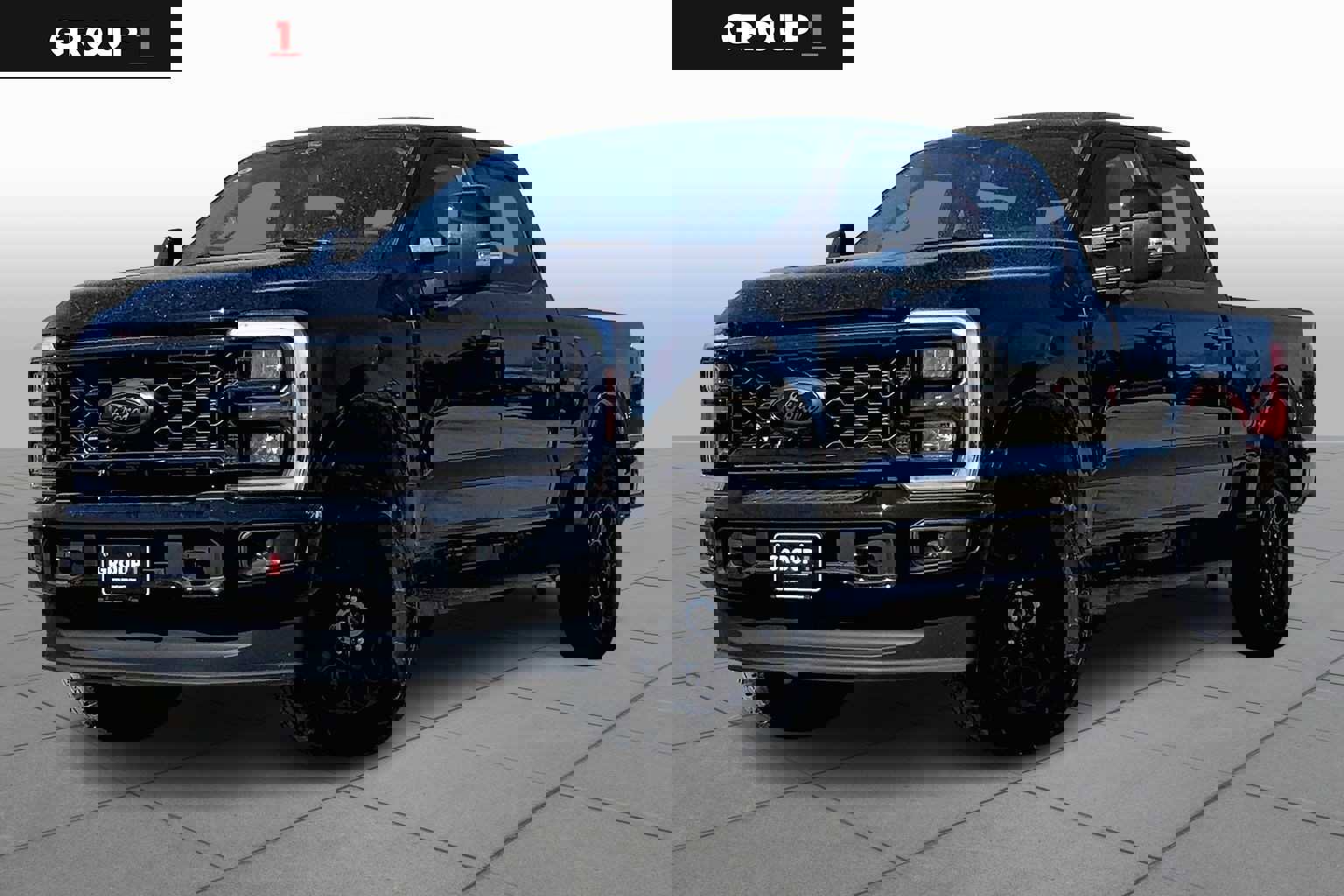 New 2026 Ford F250 Lariat w/ Black Appearance Package