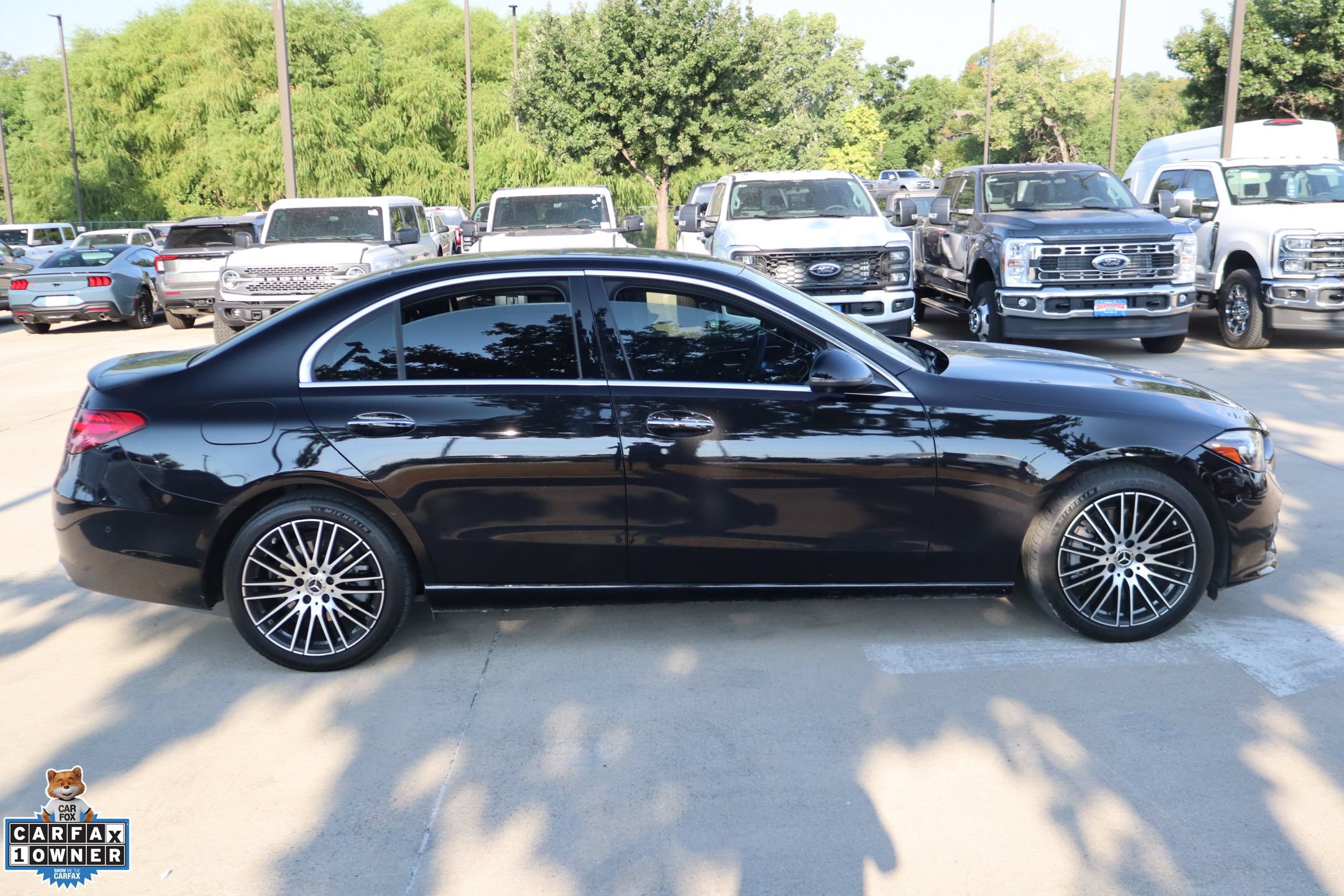 Used 2023 Mercedes-Benz C 300 Sedan image 2