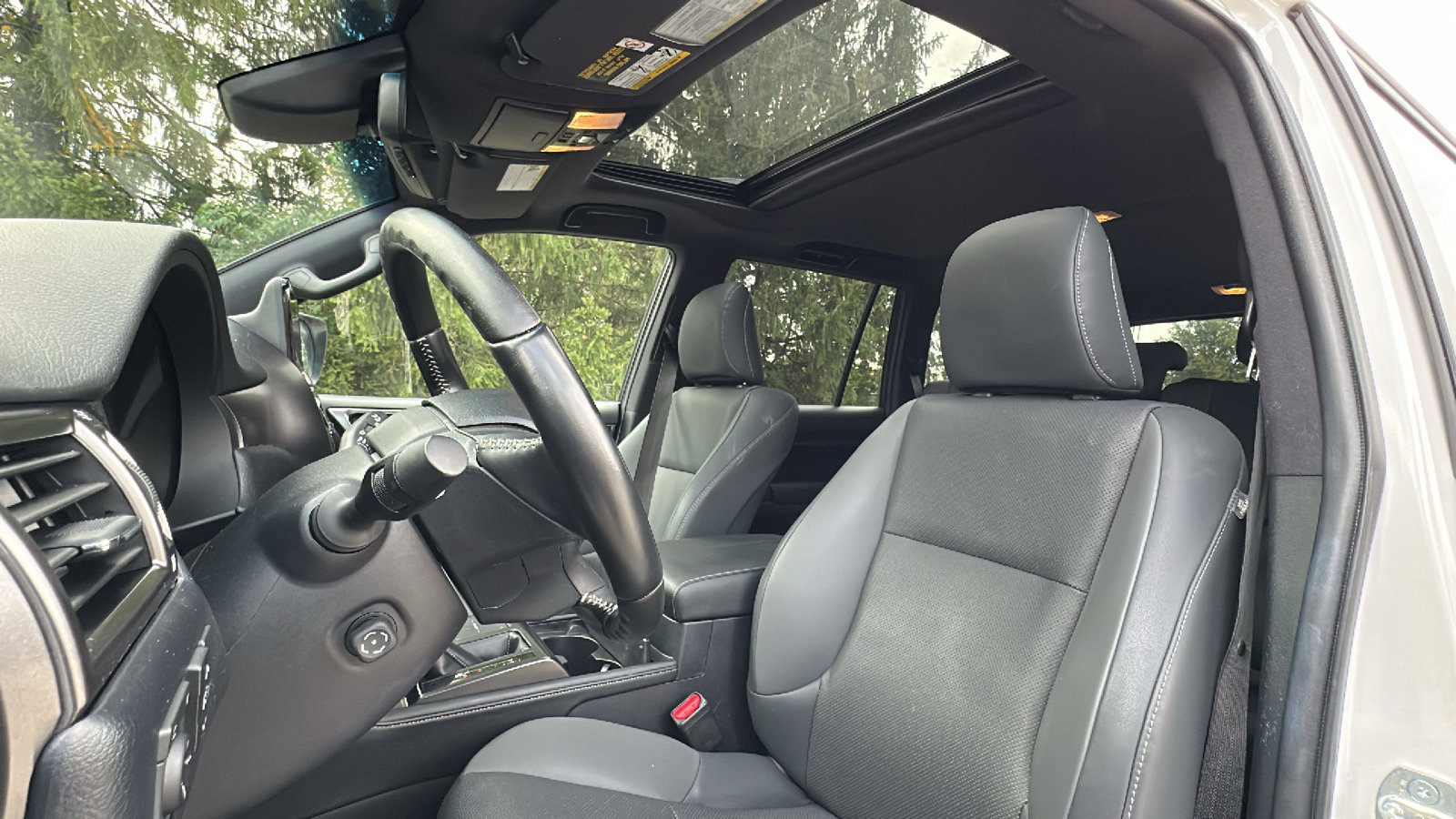 Used 2022 Lexus GX 460 image 13