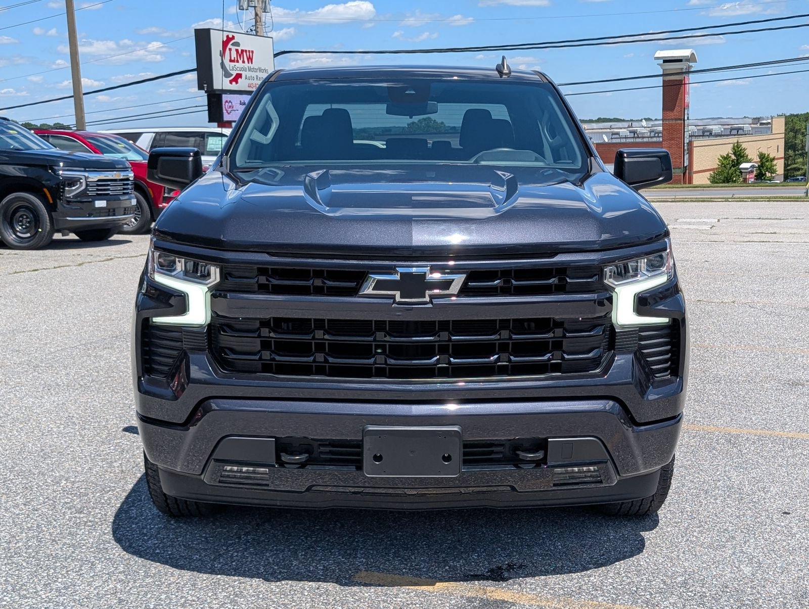 Used 2022 Chevrolet Silverado 1500 RST w/ Z71 Off-Road Package AWD/4WD image 8