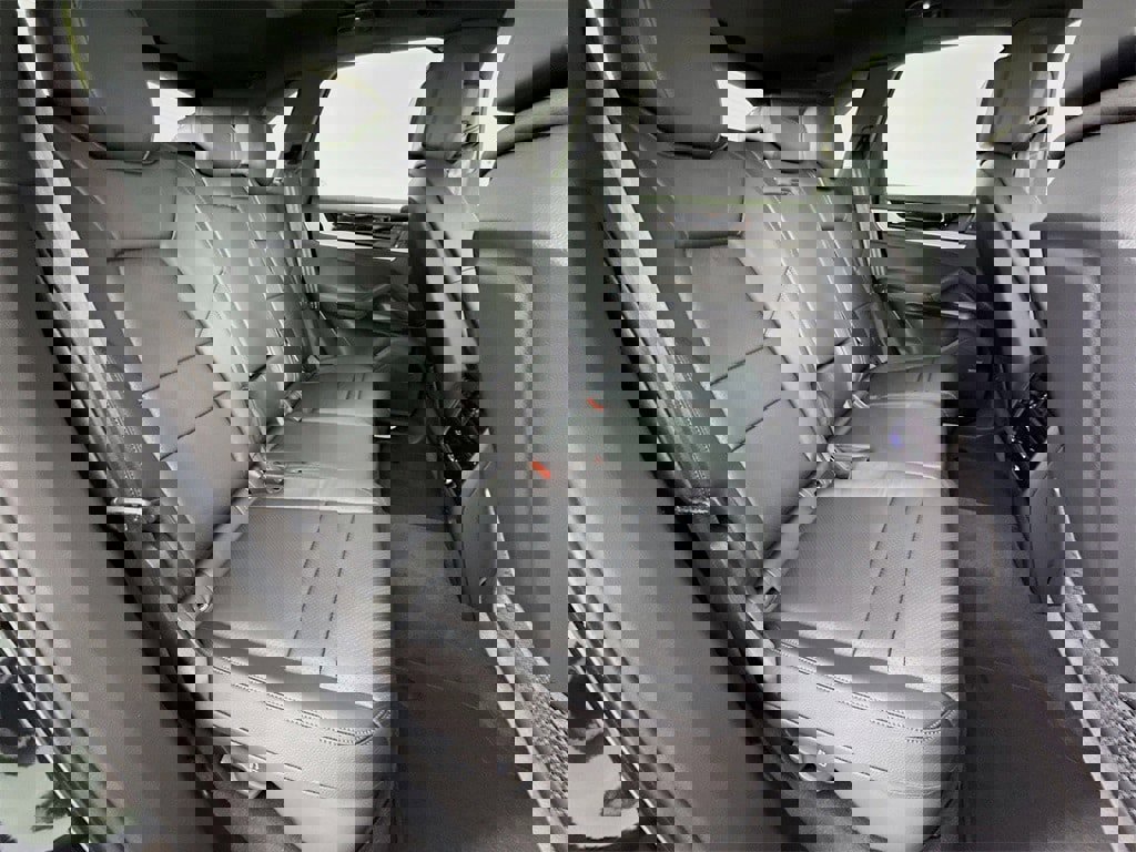 New 2026 Porsche Cayenne image 31