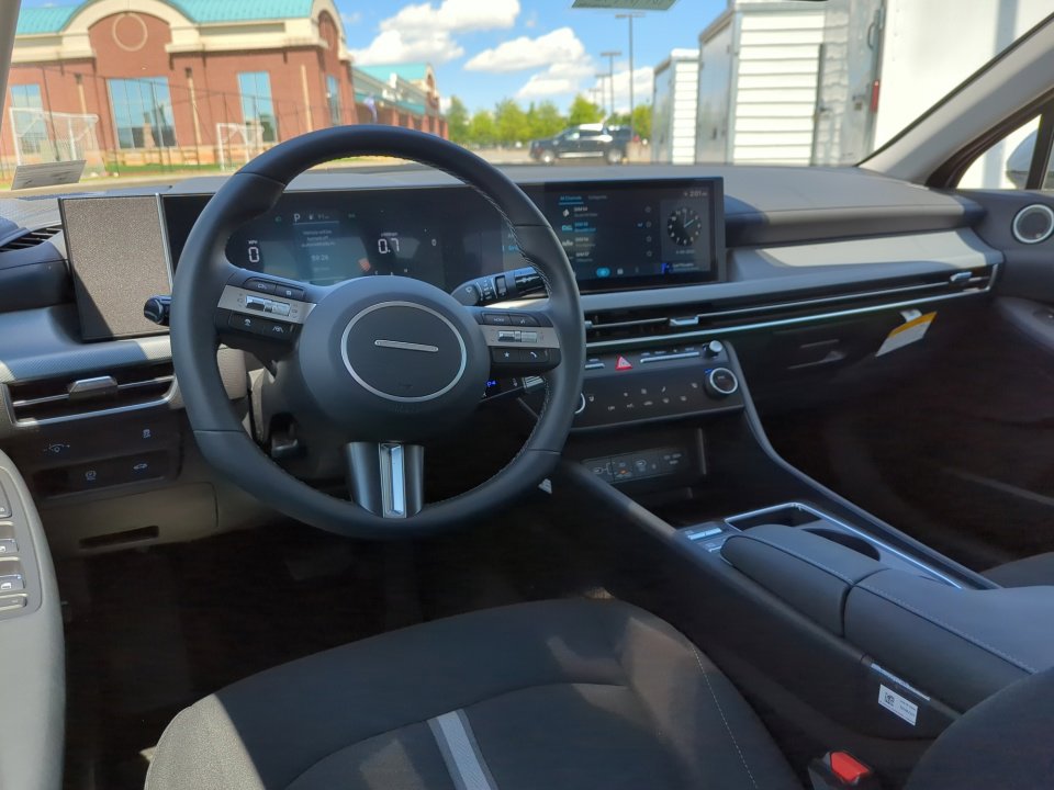 New 2026 Hyundai Sonata SEL FWD image 25