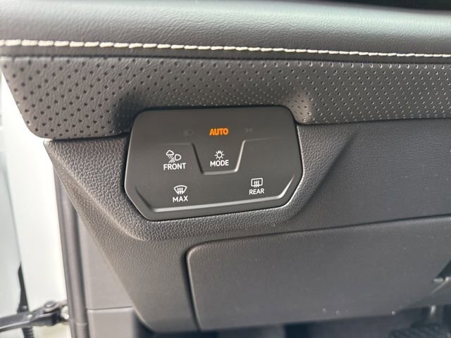 New 2026 Volkswagen Atlas SE image 24