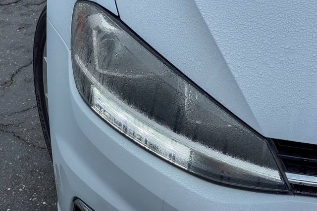 Used 2018 Volkswagen Golf SEL image 5