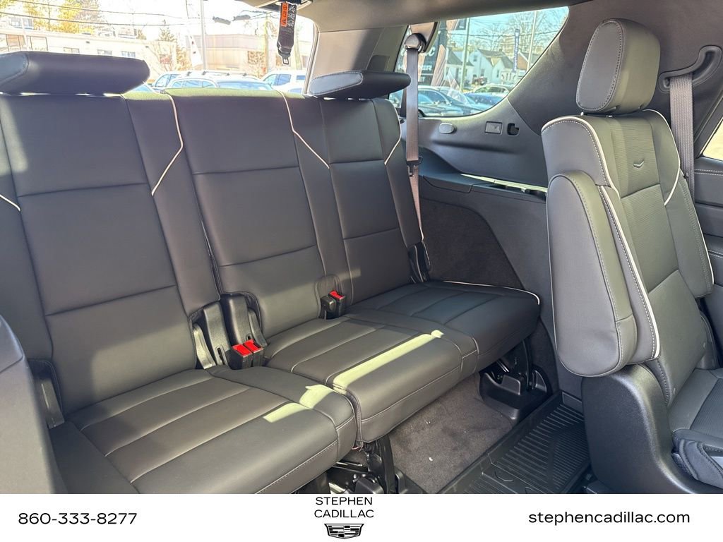 New 2026 Cadillac Escalade Luxury w/ Touring Package image 32