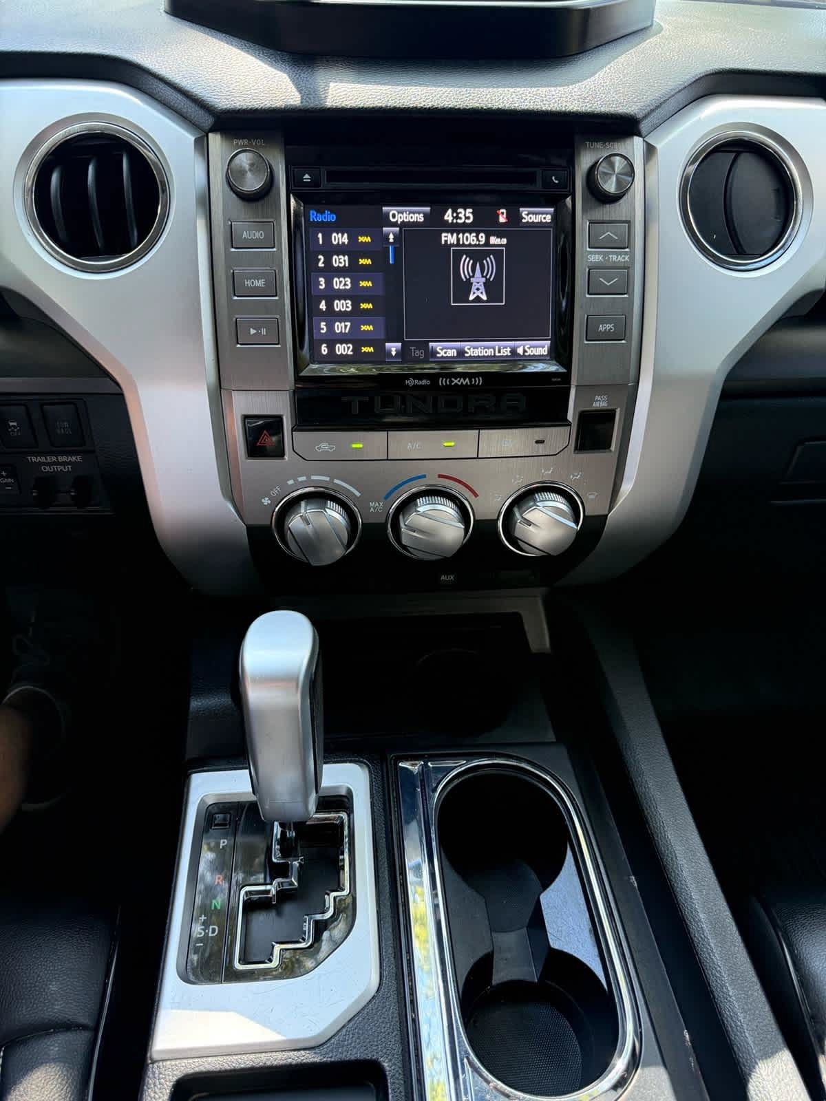 Used 2019 Toyota Tundra SR5 w/ SR5 Upgrade Package RWD image 17