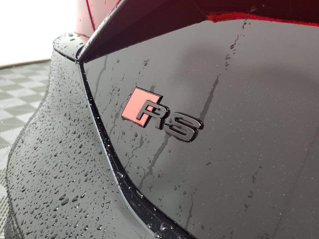 Used 2023 Audi RS e-tron GT w/ Carbon Performance Package AWD/4WD image 5