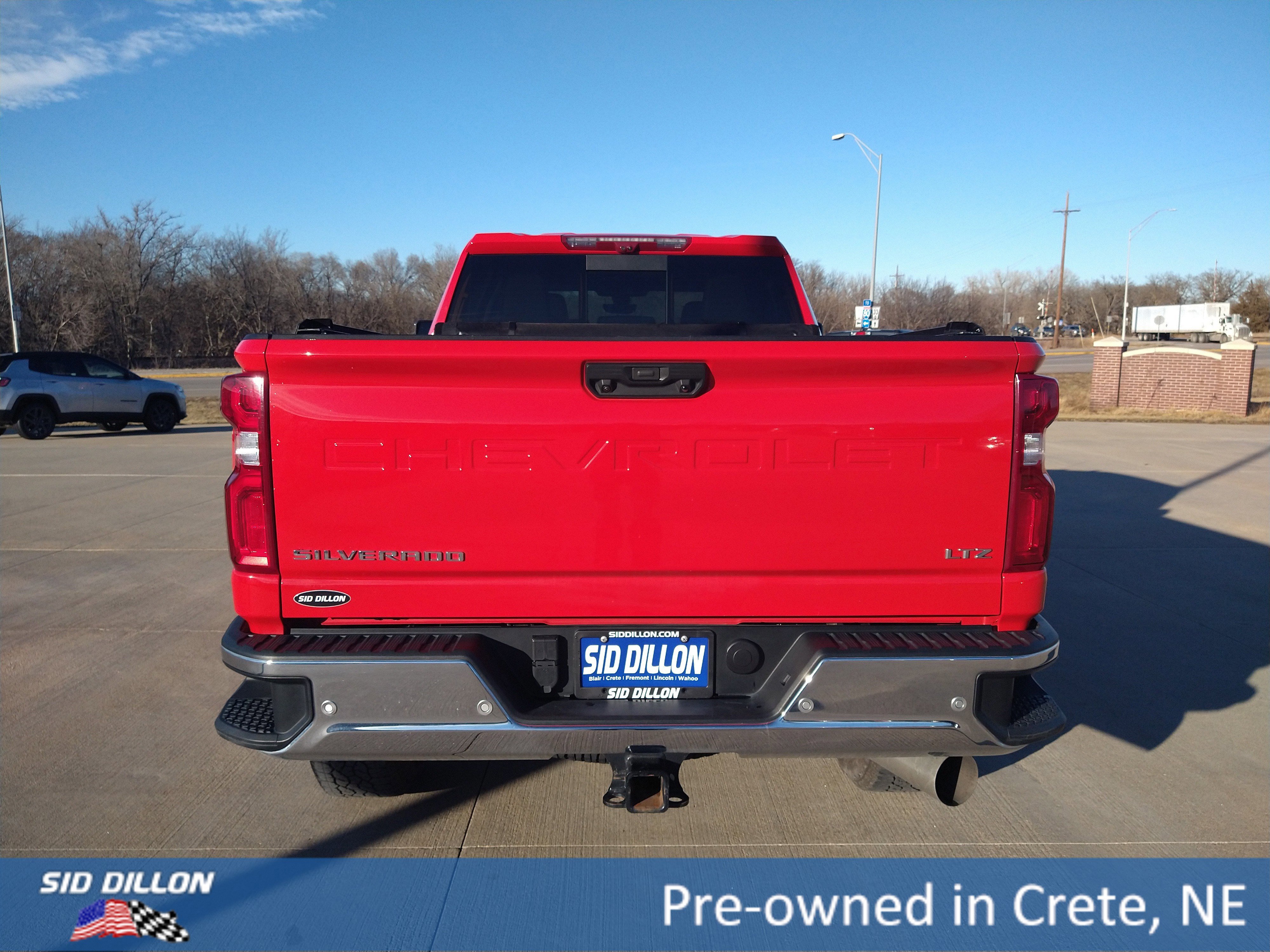 Used 2020 Chevrolet Silverado 2500 LTZ w/ LTZ Premium Package image 17