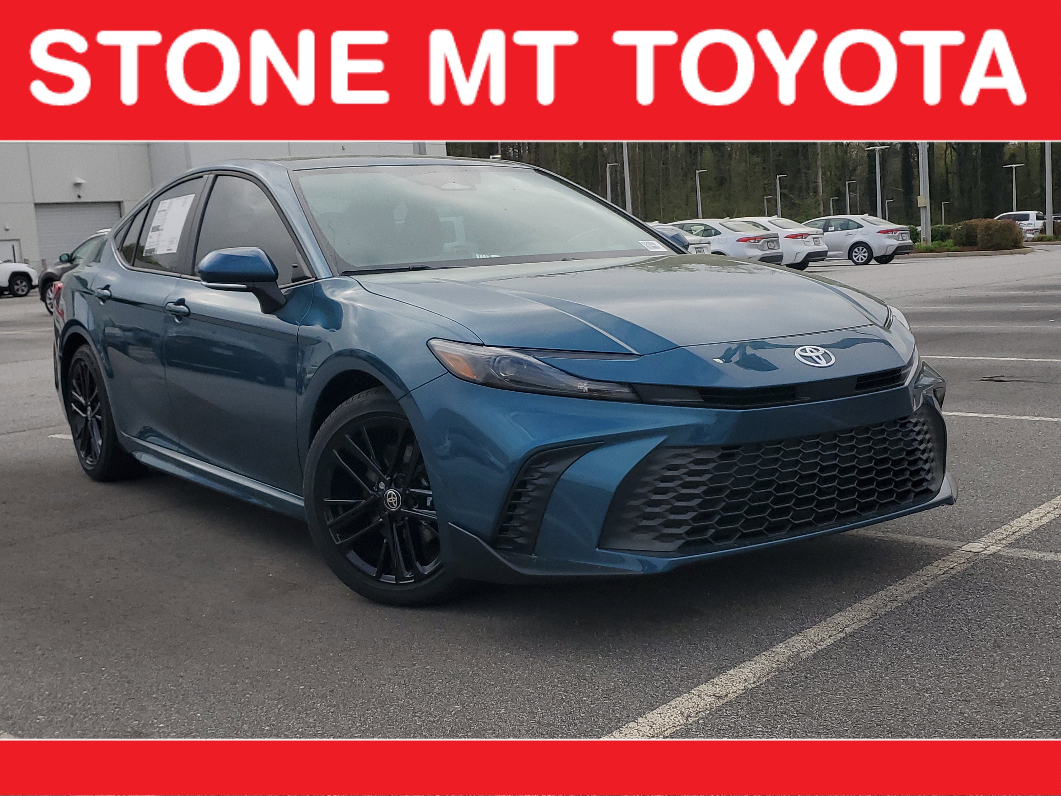 New 2026 Toyota Camry SE image 1