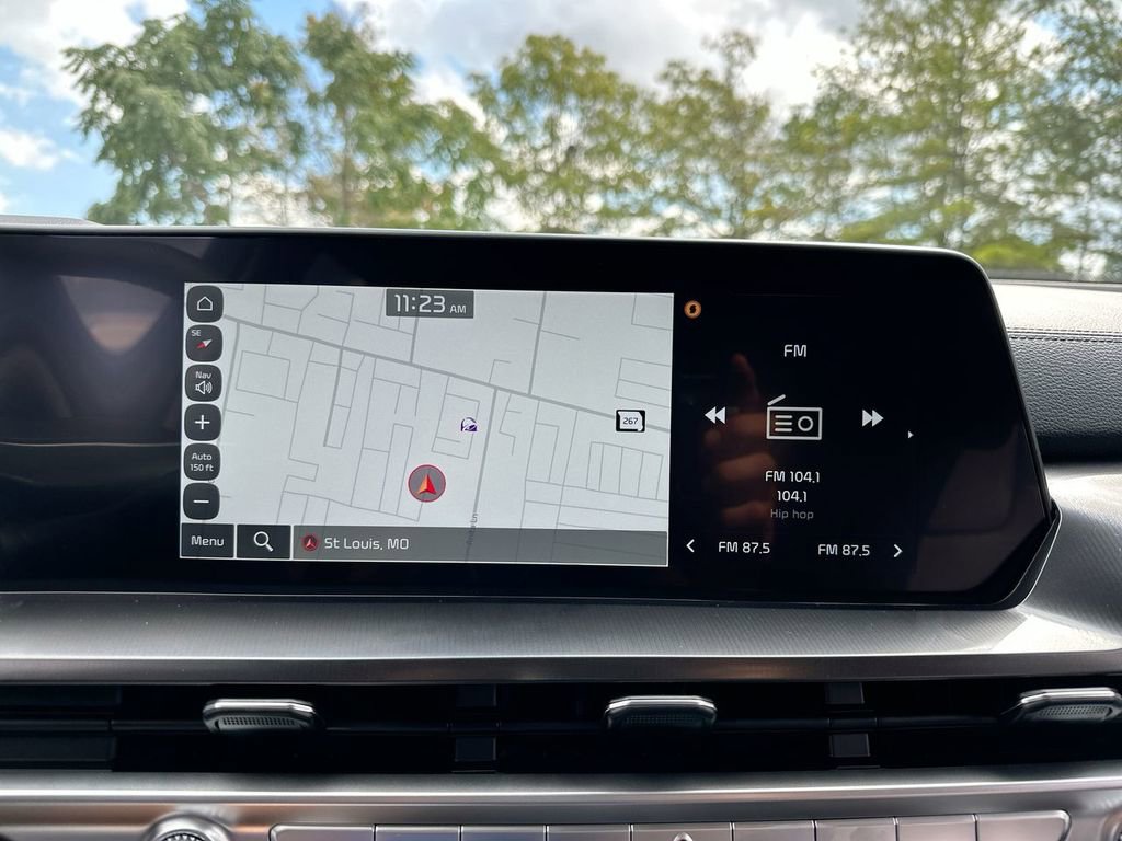 Used 2025 Kia Telluride S image 37