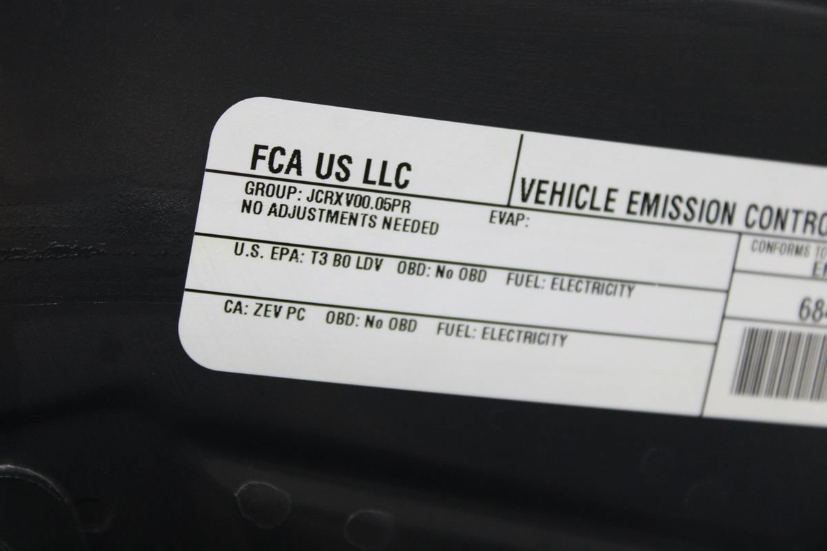Used 2018 FIAT 500 e FWD image 26