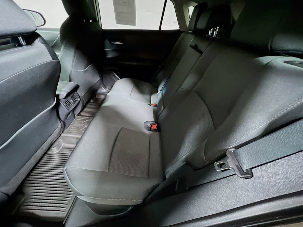Used 2024 Toyota Venza LE AWD/4WD image 23