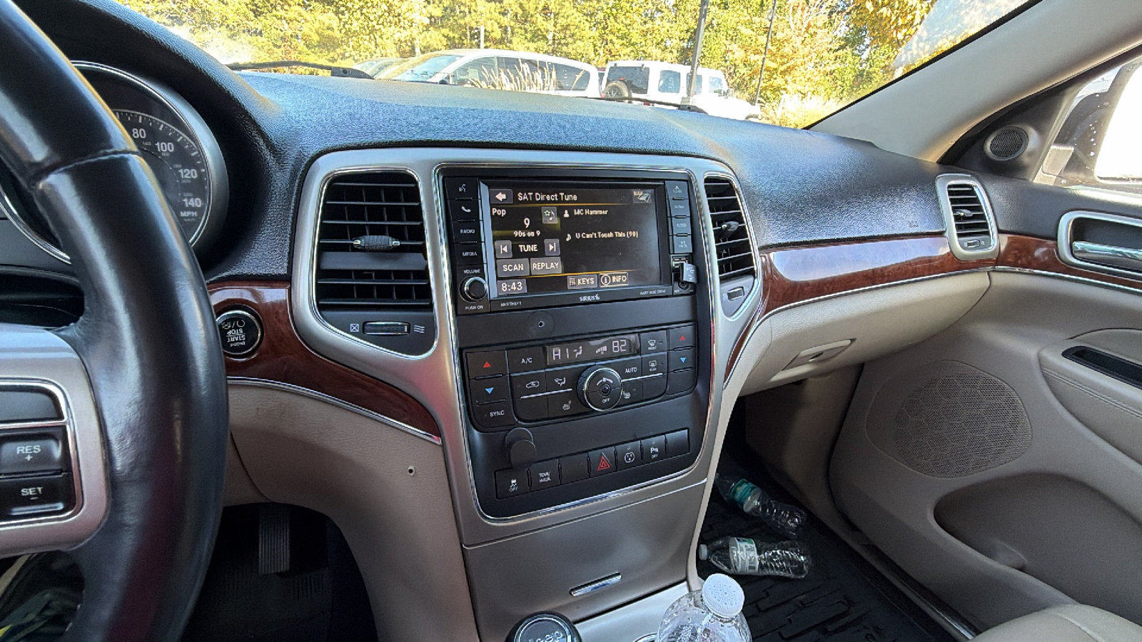 Used 2013 Jeep Grand Cherokee Limited AWD/4WD image 33
