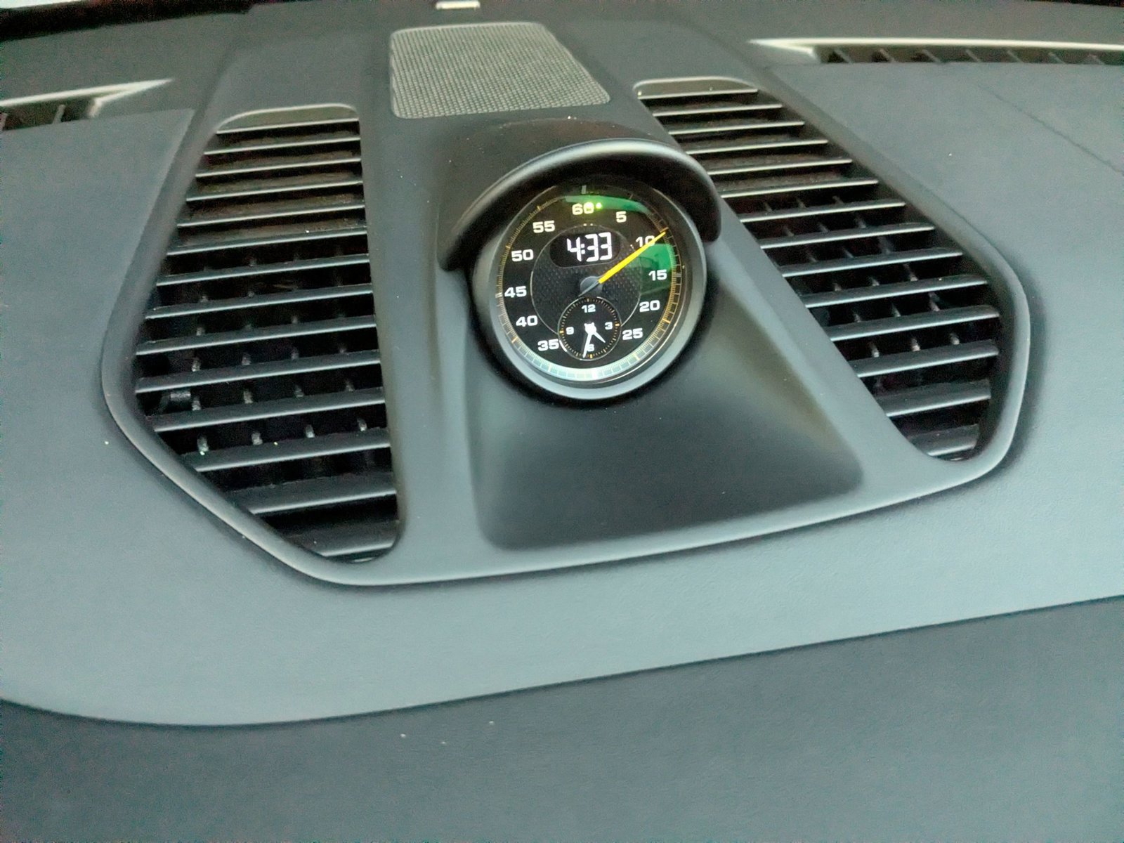 Used 2016 Porsche 911 GT3 RS image 25