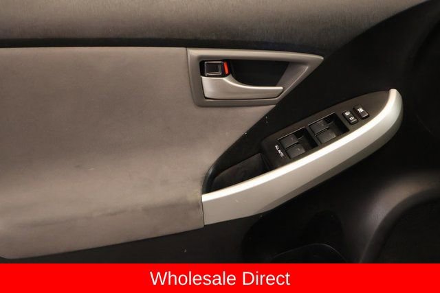 Used 2015 Toyota Prius Two image 9