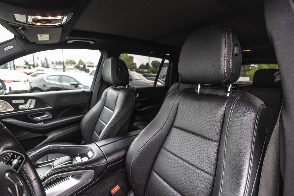 Used 2021 Mercedes-Benz GLS 450 4MATIC image 22