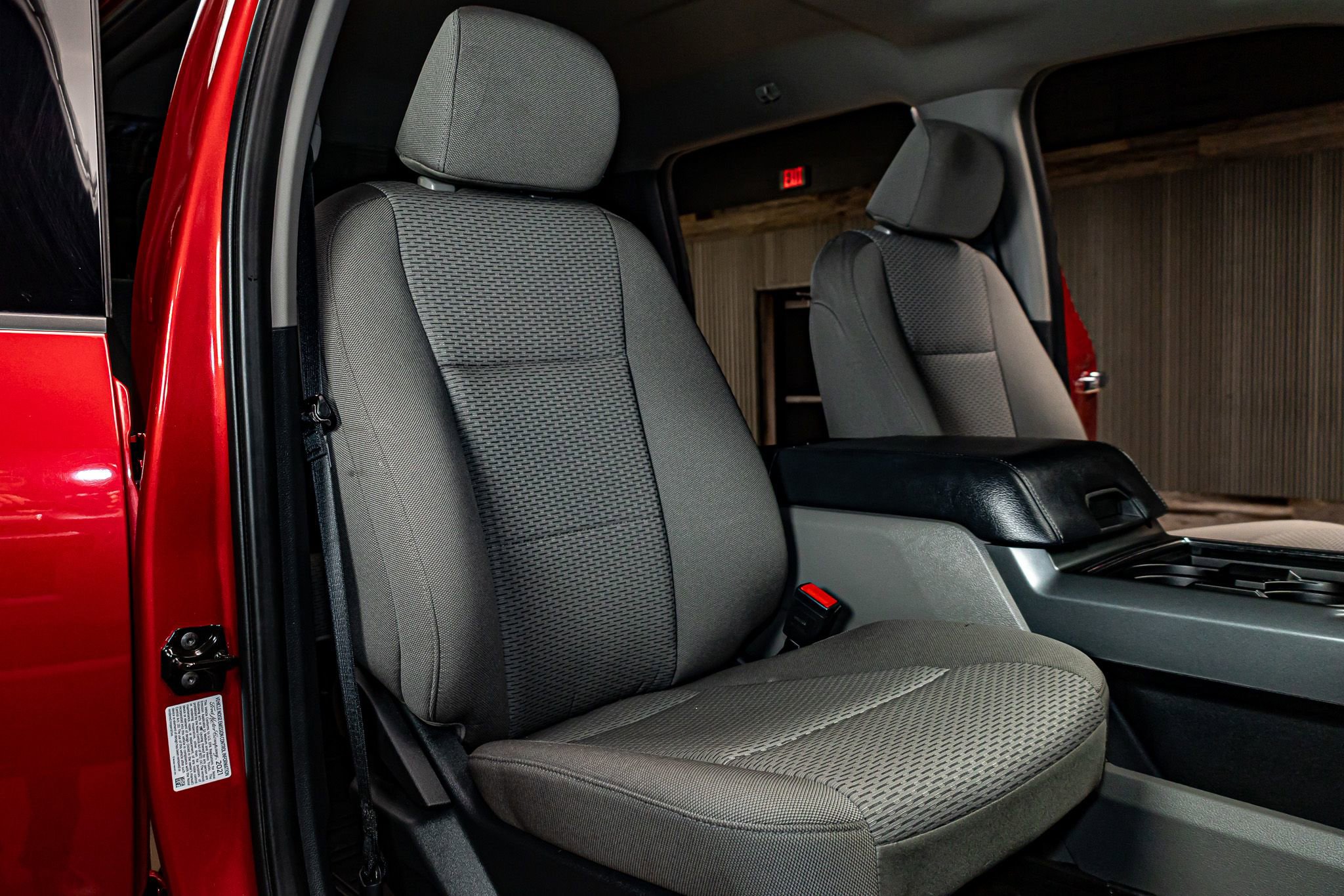 Used 2022 Ford F450 XLT w/ XLT Premium Package image 28