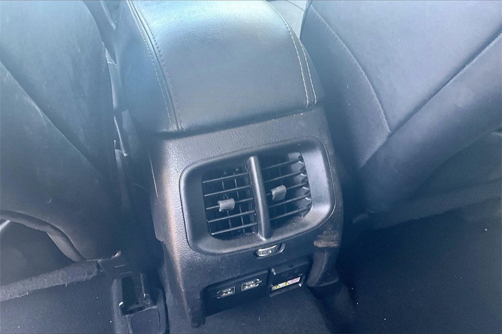 Used 2021 Jeep Cherokee Limited image 26