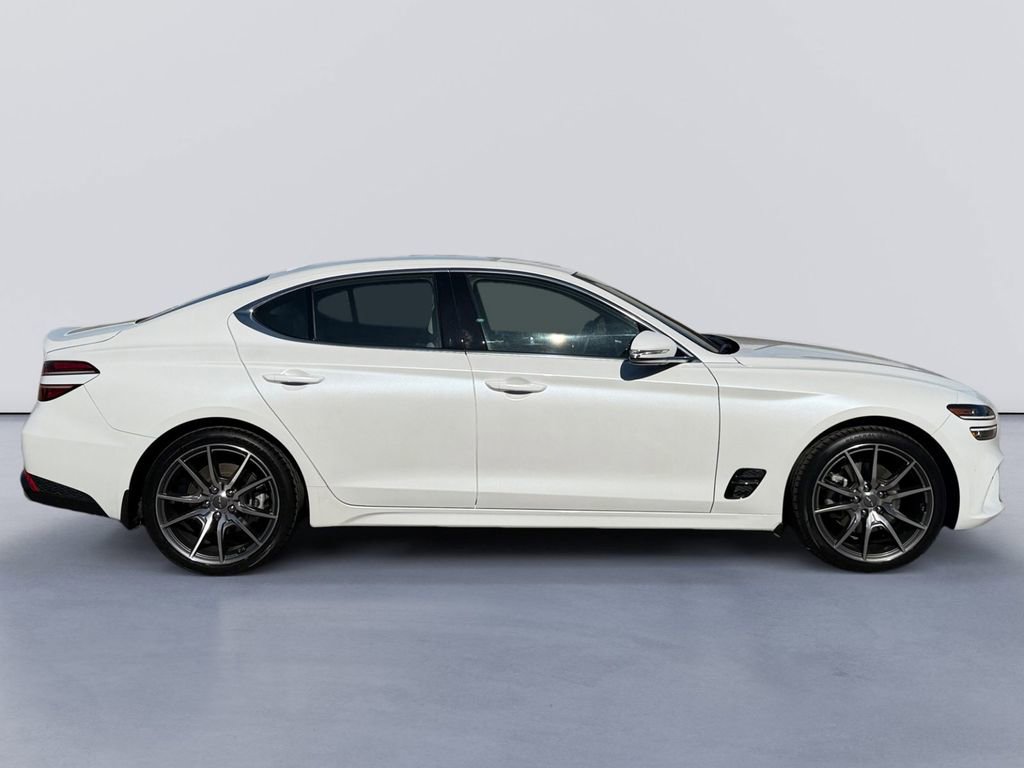 Used 2023 Genesis G70 2.0T RWD image 2
