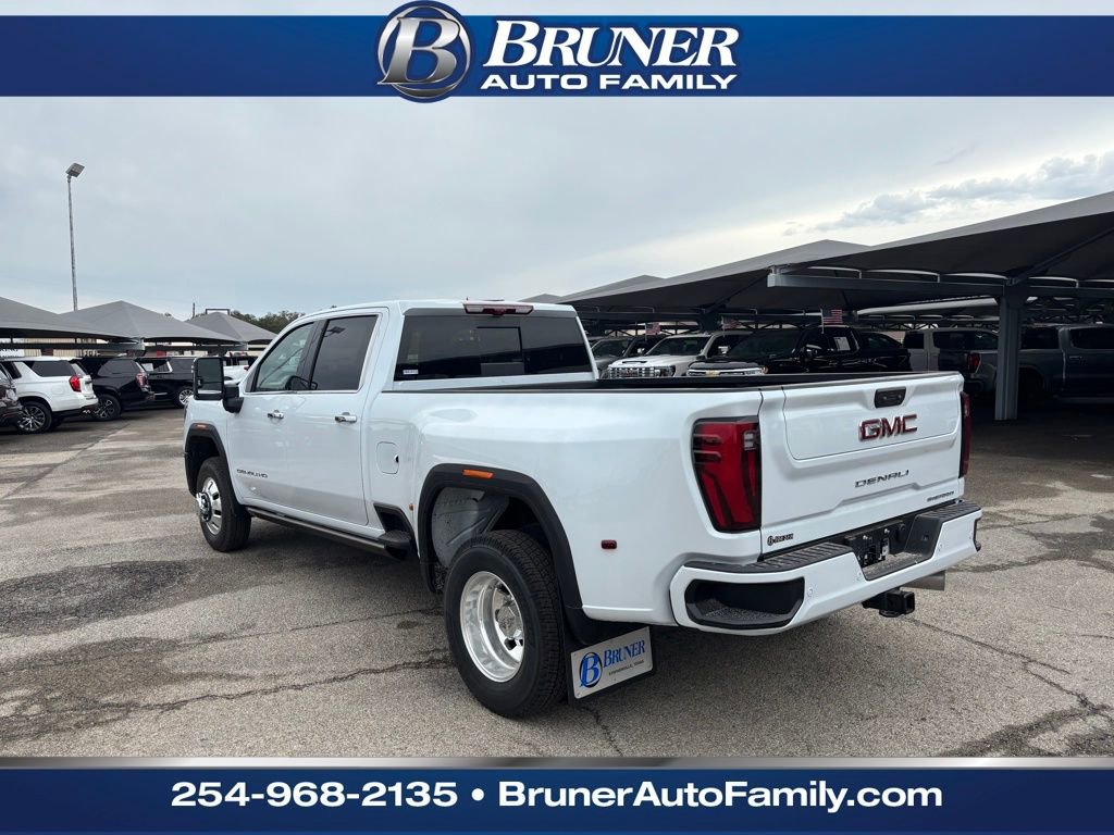 New 2026 GMC Sierra 3500 Denali w/ Denali Reserve Package image 11