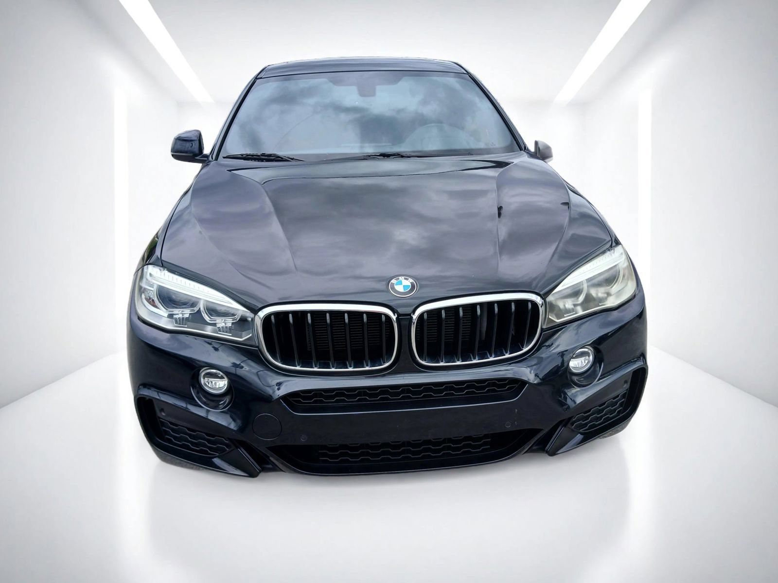 Used 2016 BMW X6 sDrive35i RWD image 3