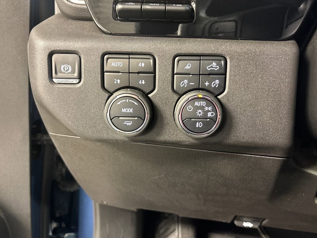 Used 2024 Chevrolet Silverado 2500 High Country w/ High Country Premium Package image 26