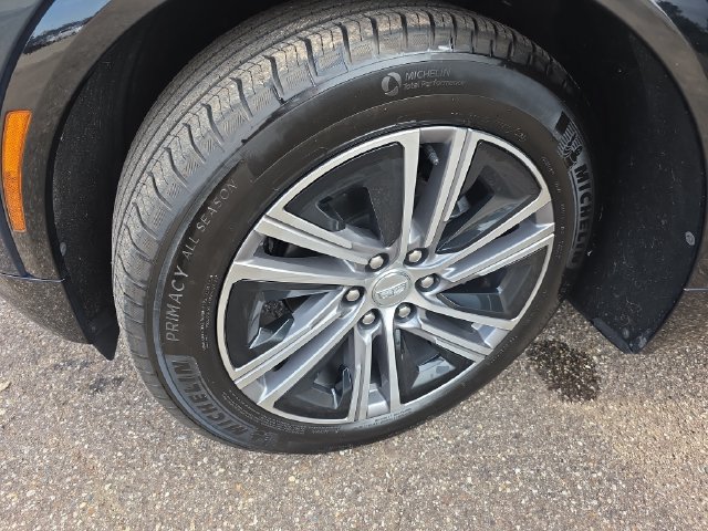 Certified 2024 Cadillac Lyriq Luxury w/ LPO, Floor Liner Package AWD/4WD image 31