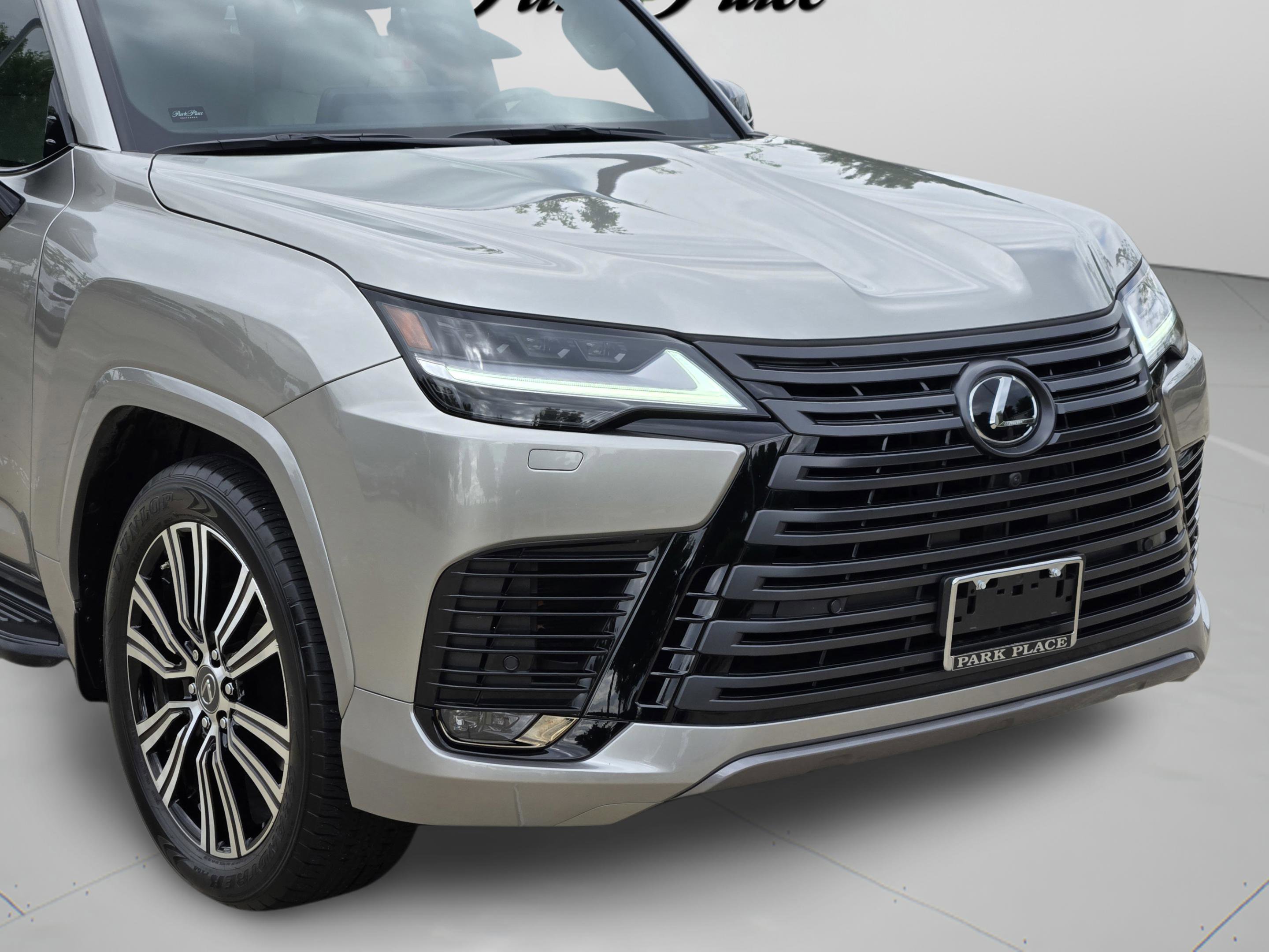 Used 2023 Lexus LX 600 4WD w/ Appearance Package image 35