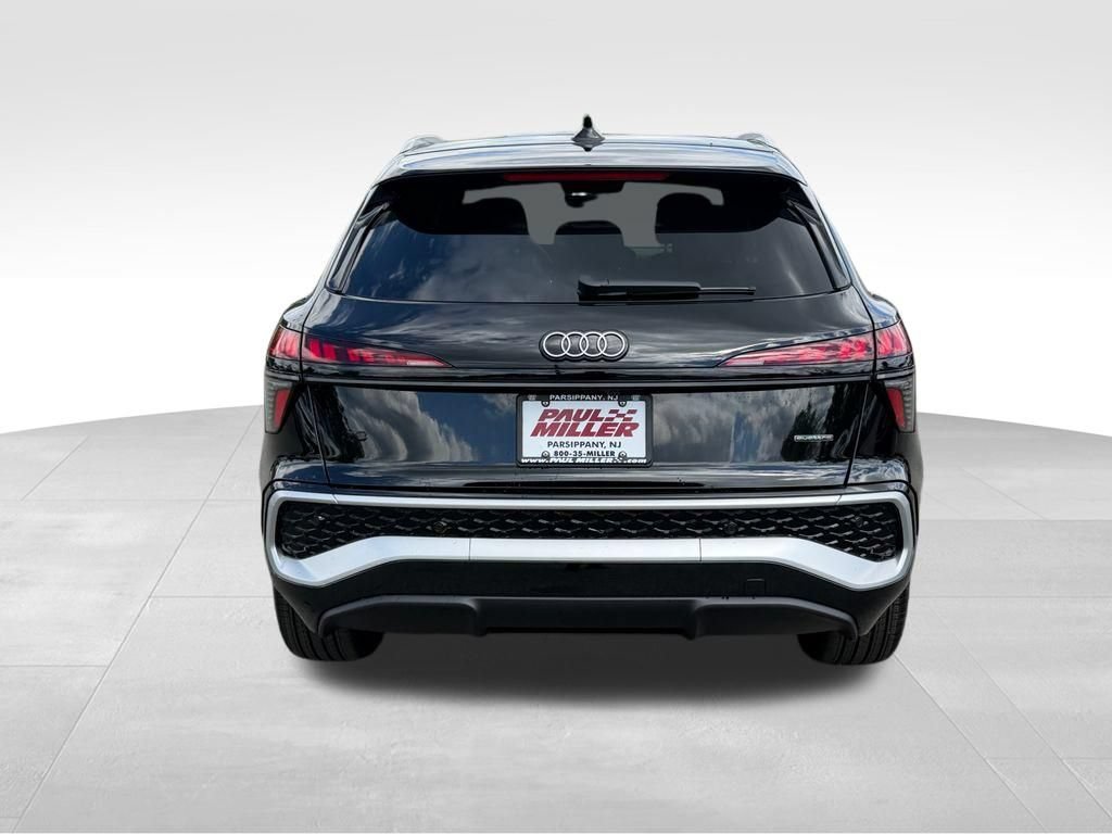 New 2026 Audi Q3 quattro 2.0T AWD/4WD image 6