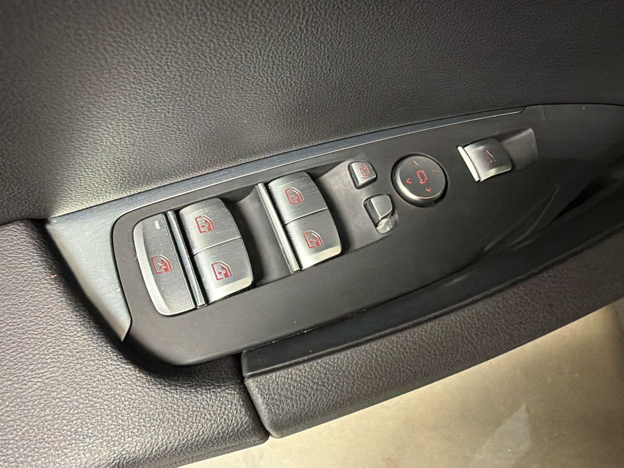 Used 2023 BMW X3 sDrive30i w/ Convenience Package w/ZPA RWD image 25
