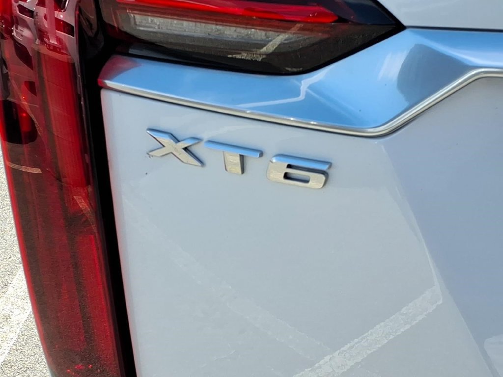 Used 2023 Cadillac XT6 Luxury AWD/4WD image 28