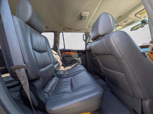 Used 2004 Lexus GX 470 image 16