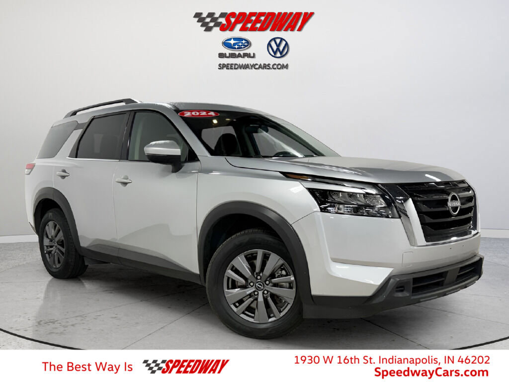 Used 2024 Nissan Pathfinder SV image 1
