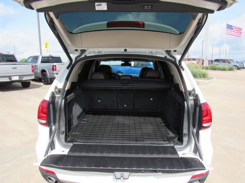 Used 2014 BMW X5 xDrive35d AWD/4WD image 16