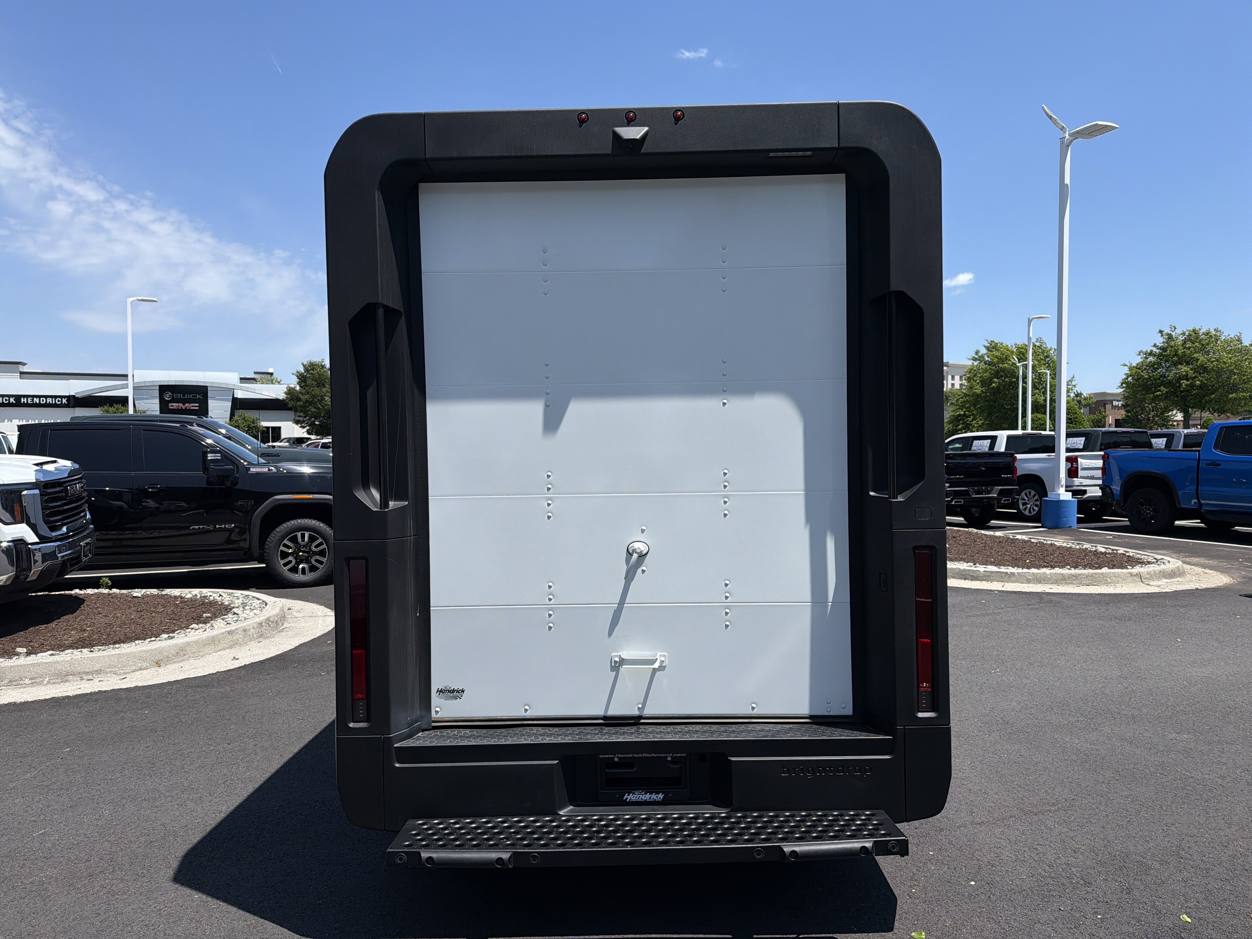Used 2025 Chevrolet Brightdrop 600 FWD image 9