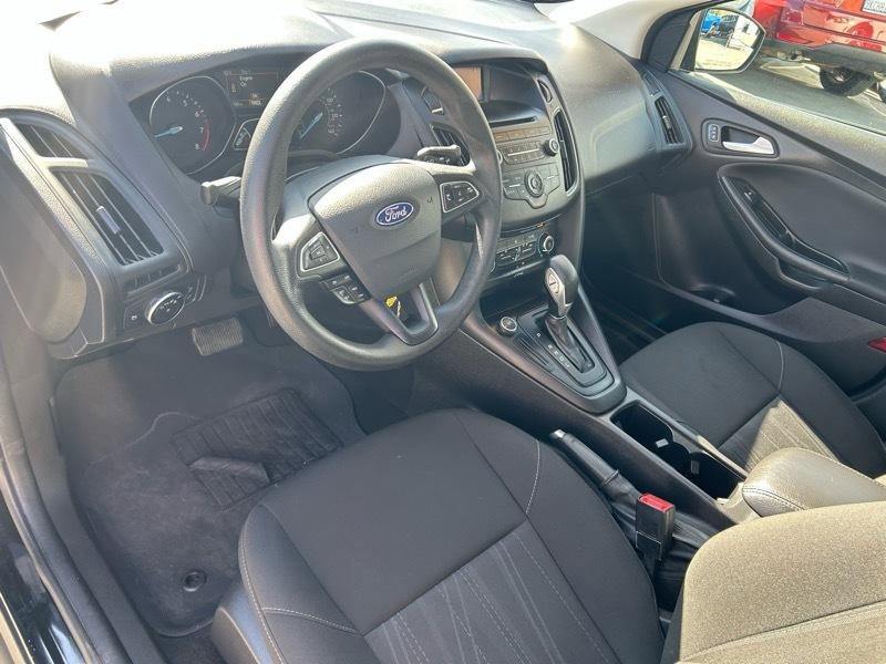 Used 2017 Ford Focus SE image 8