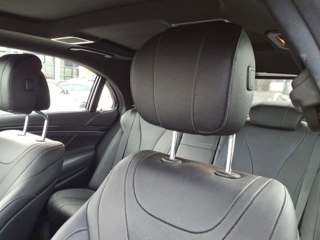 Used 2020 Mercedes-Benz S 450 Sedan image 16