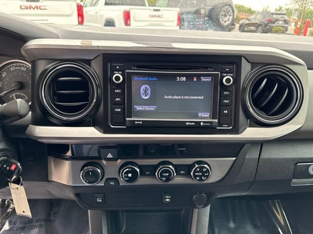 Used 2017 Toyota Tacoma TRD Off-Road AWD/4WD image 24