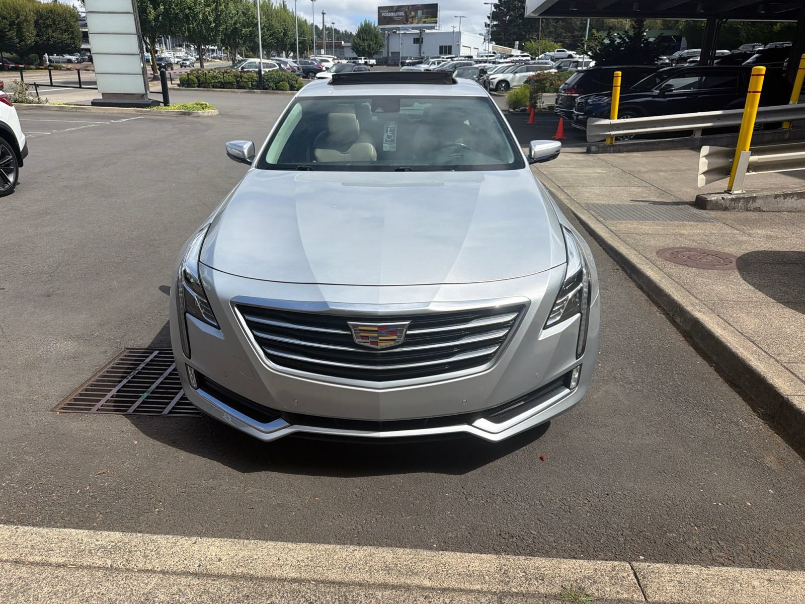 Used 2017 Cadillac CT6 Luxury AWD/4WD image 2