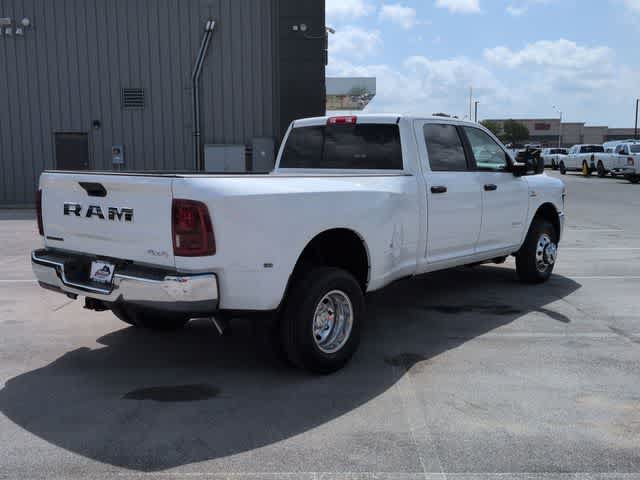 New 2026 RAM 3500 Big Horn AWD/4WD image 8